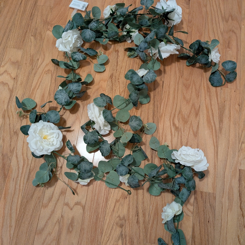 Elegant Ivory Floral Garland